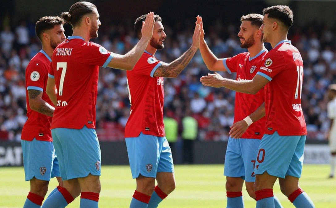 Bản tin tòa án lọt vào chuyên mục bóng đá: Khi nhãn dữ liệu sai lệch hơn cả một quả penalty hỏng