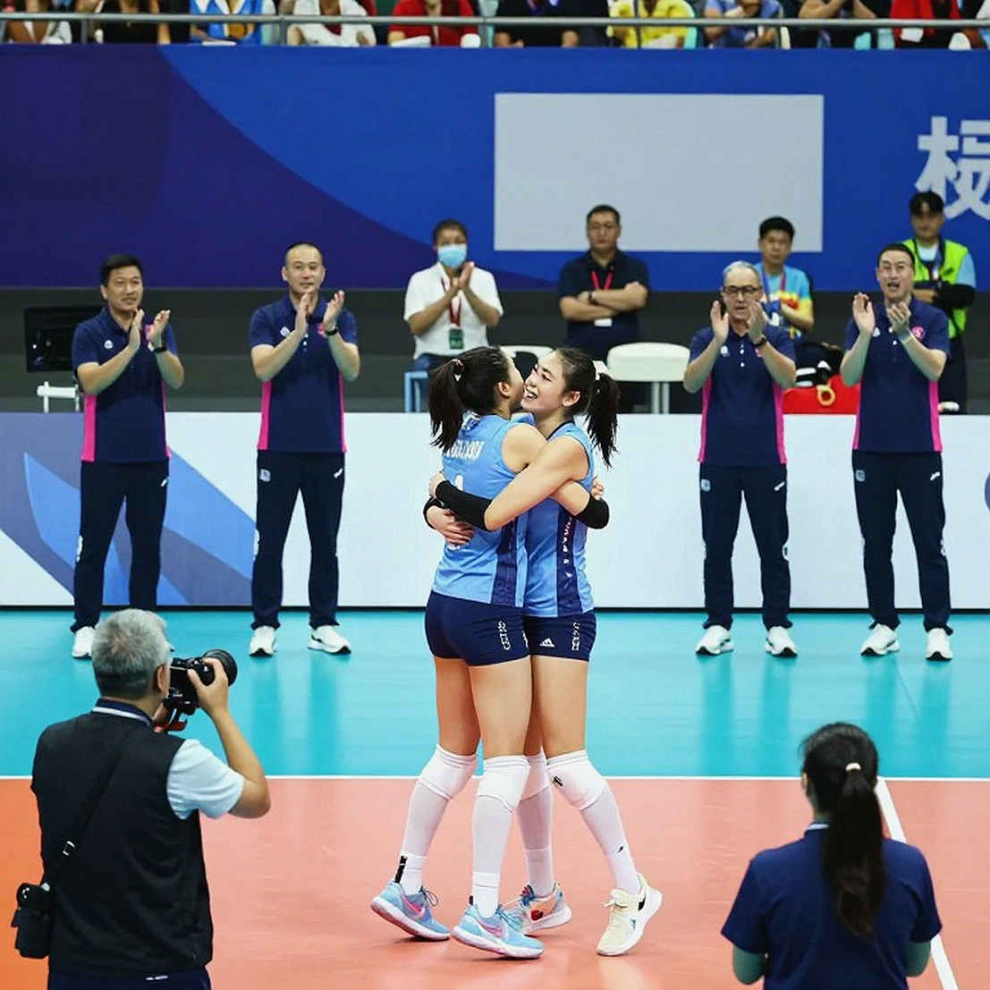 EuroVolley 2026: Thổ Nhĩ Kỳ thua Romania 1-3 — bài toán 10 điểm và trận cuối định mệnh với Latvia