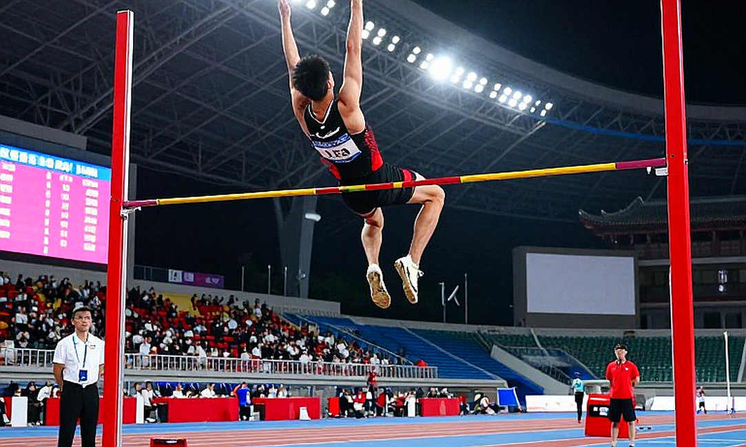 Tấm huy chương vàng bị tước vì đôi giày không có tên trong danh sách phê duyệt của World Athletics