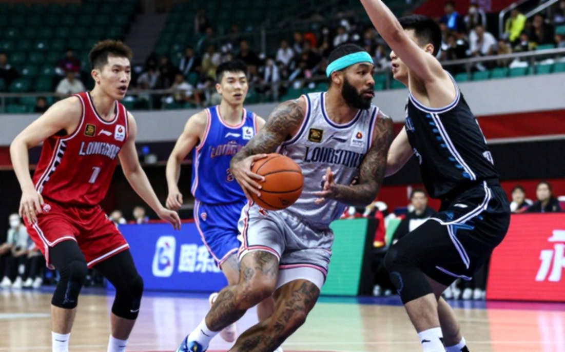 Paris Basketball mời người bị ảnh hưởng biểu tình đến Adidas Arena: vị thế công dân của một CLB EuroLeague mới