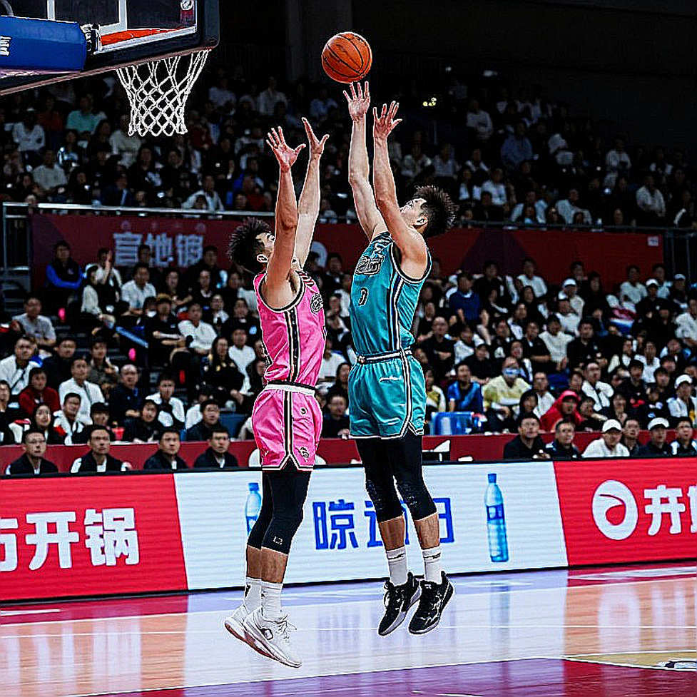 Kevin Yebo lập double-double, Erokspor mở màn Europe Cup bằng chiến thắng đậm 92-63 trước Gence